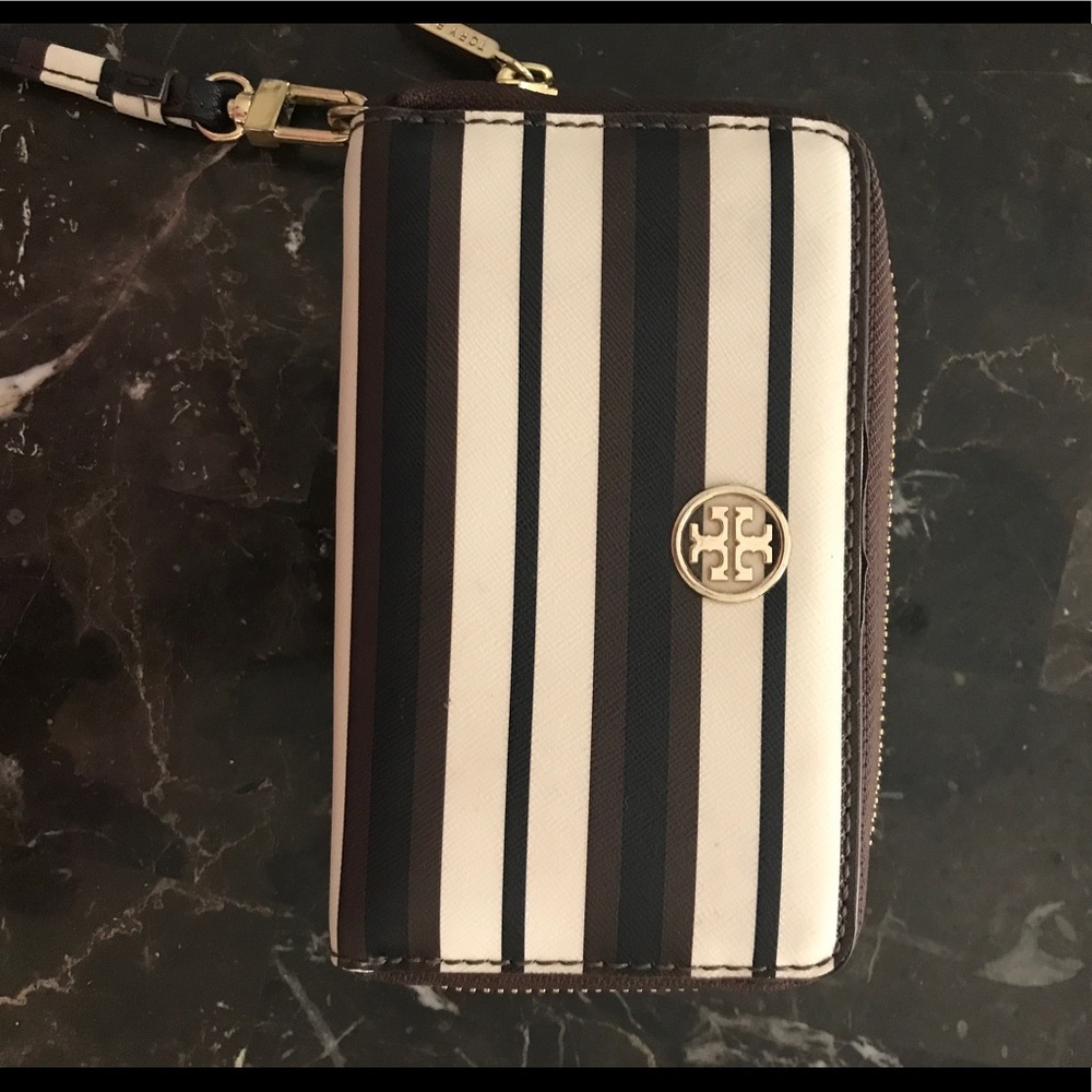 Tory Burch wallet
